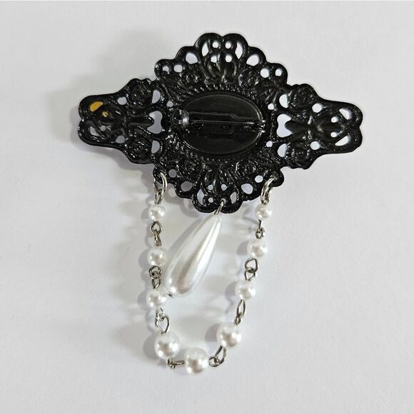 Vintage Faux Pearl Teardrop Filigree Dangle Chains Victorian Style Brooch Pin - Picture 6 of 7